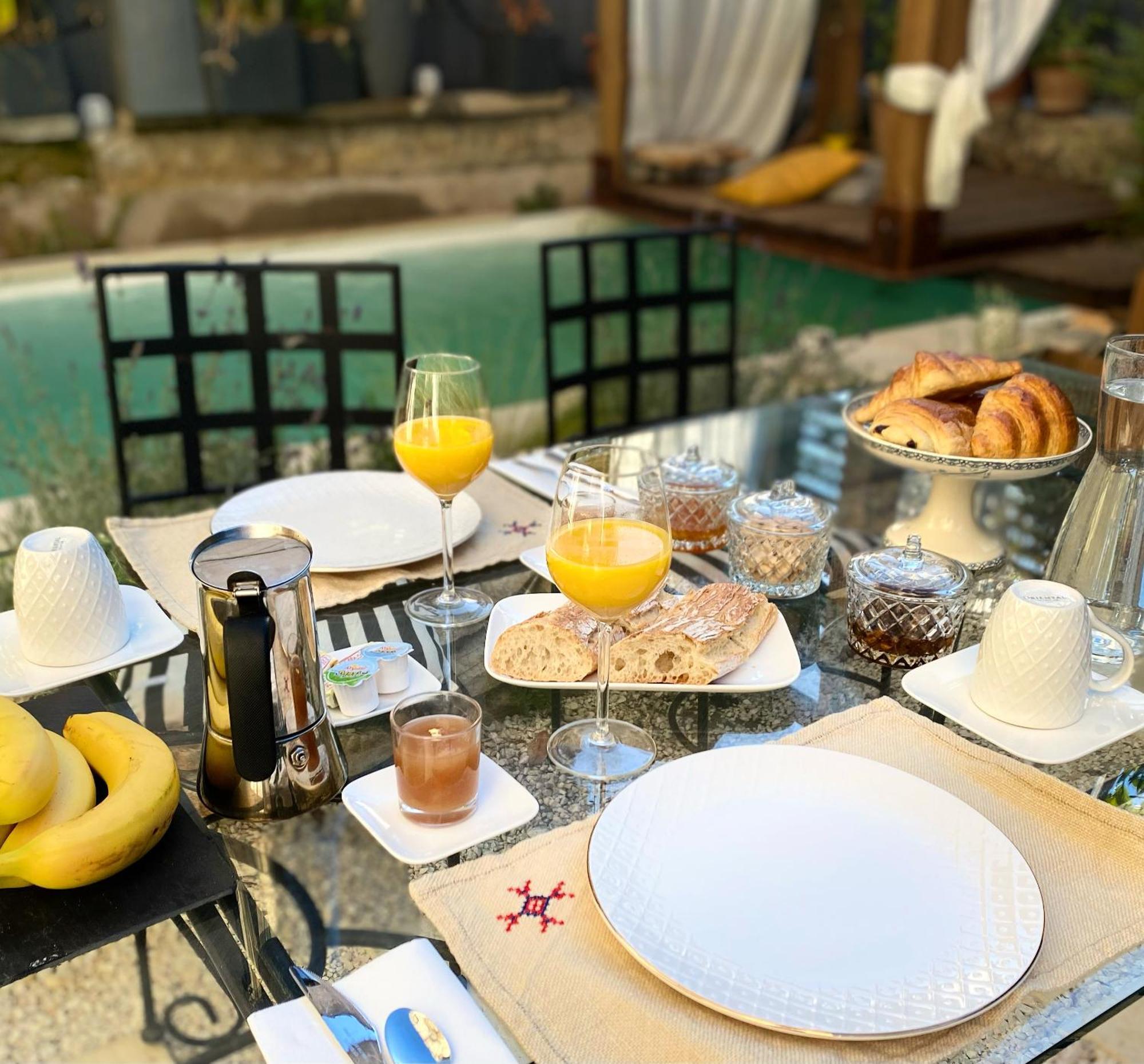 Le Jardin Hotel Aspiran Екстериор снимка